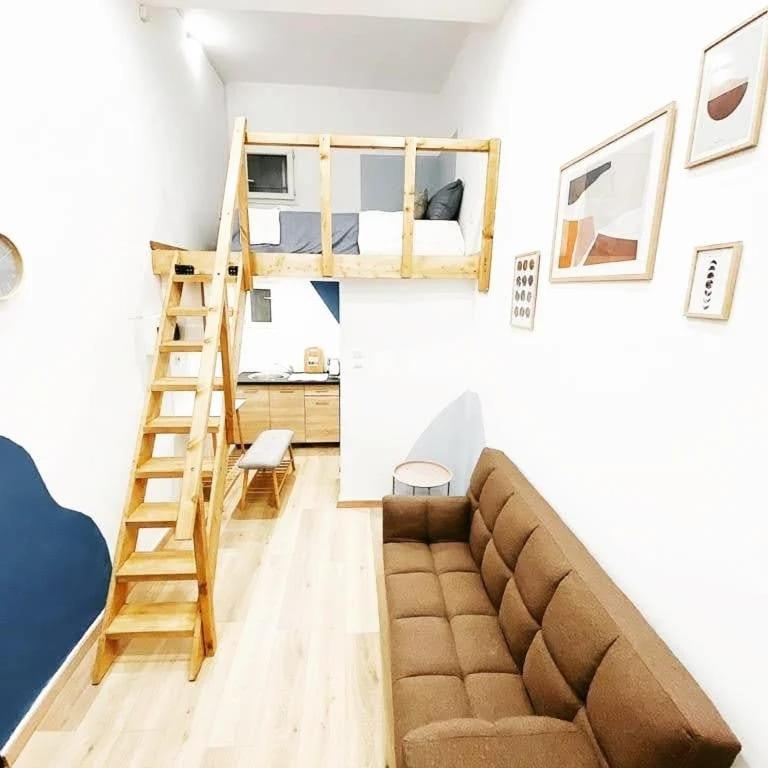 アテネVelestinou Private Maisonetteアパートメント エクステリア 写真