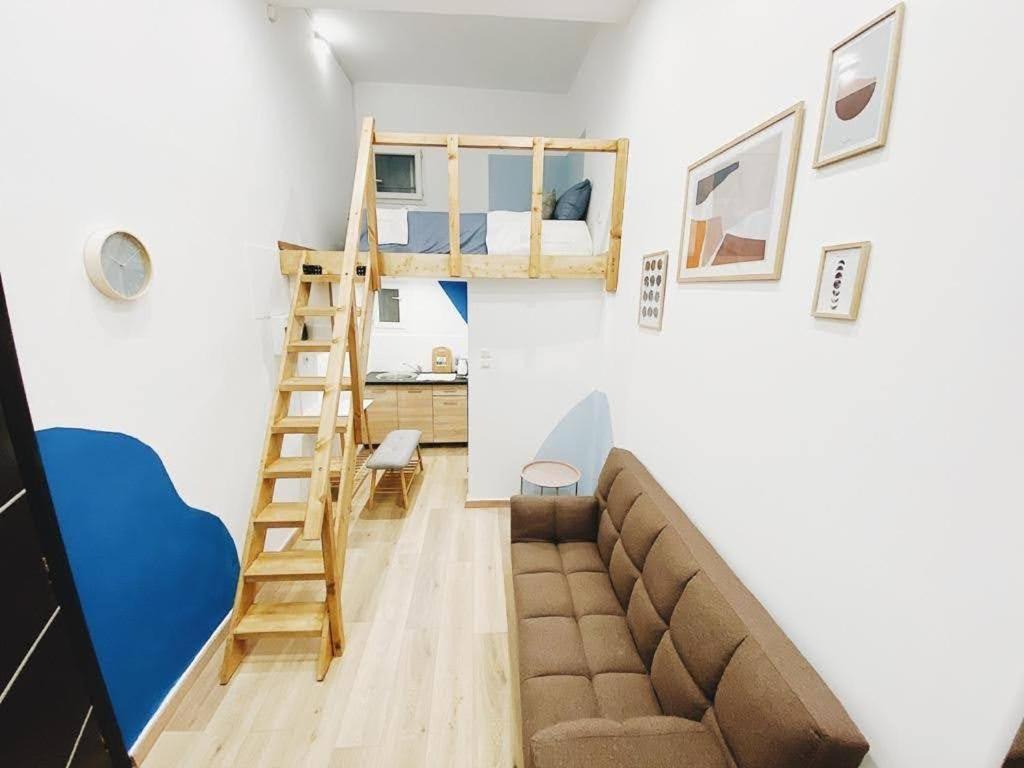 アテネVelestinou Private Maisonetteアパートメント エクステリア 写真